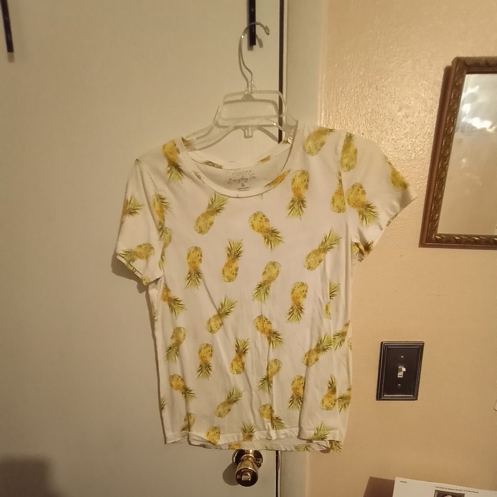 Pineapple shirt